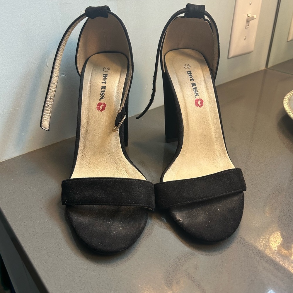 Hot kiss - chunky heel